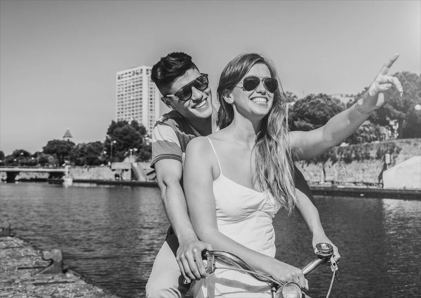 Danksagungskarten zur Hochzeit: Urlaubsfoto in Olive