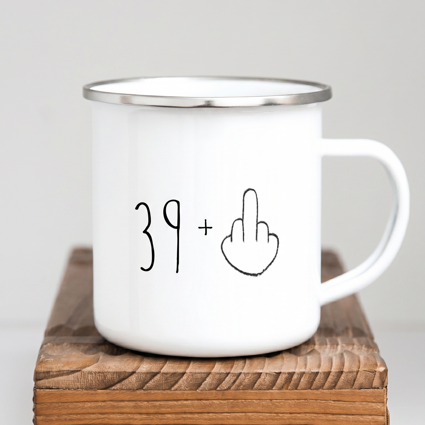 Lustige Emaille Tasse 40 Geburtstag Mittelfinger, Witziges Geschenk 40er Spruch, Personalisierte Retro Kaffeetasse 39+ Becher Büro
