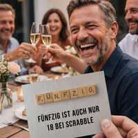 „Einladungskarte 50. Geburtstag: FÜNFZIG ist auch nur '18' bei Scrabble!"