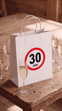 Geschenktüte „Zone 30“ – Lustige Geschenkverpackung zum 30. Geburtstag