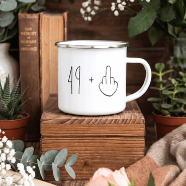 Lustige Emaille Tasse 50 Geburtstag Mittelfinger, Witziges Geschenk 50er Spruch, Personalisierte Retro Kaffeetasse 49+ Becher Büro