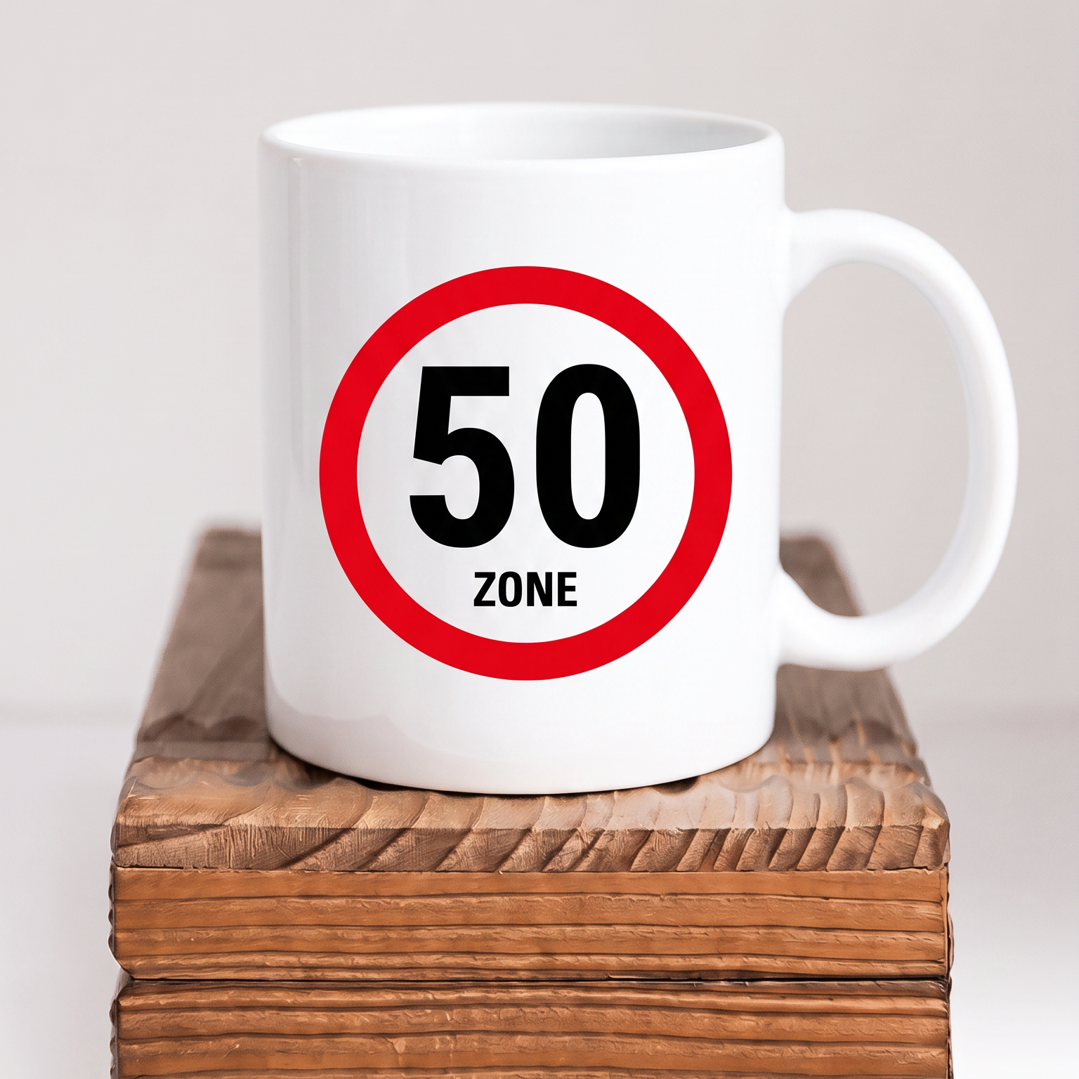 Lustige Keramik Tasse 50 Geburtstag Zone 50 Schild, Witziges Geschenk