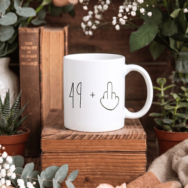 Lustige Keramik Tasse 50 Geburtstag Mittelfinger, Witziges Geschenk 50er Spruch, Retro Kaffeetasse 49+ Becher