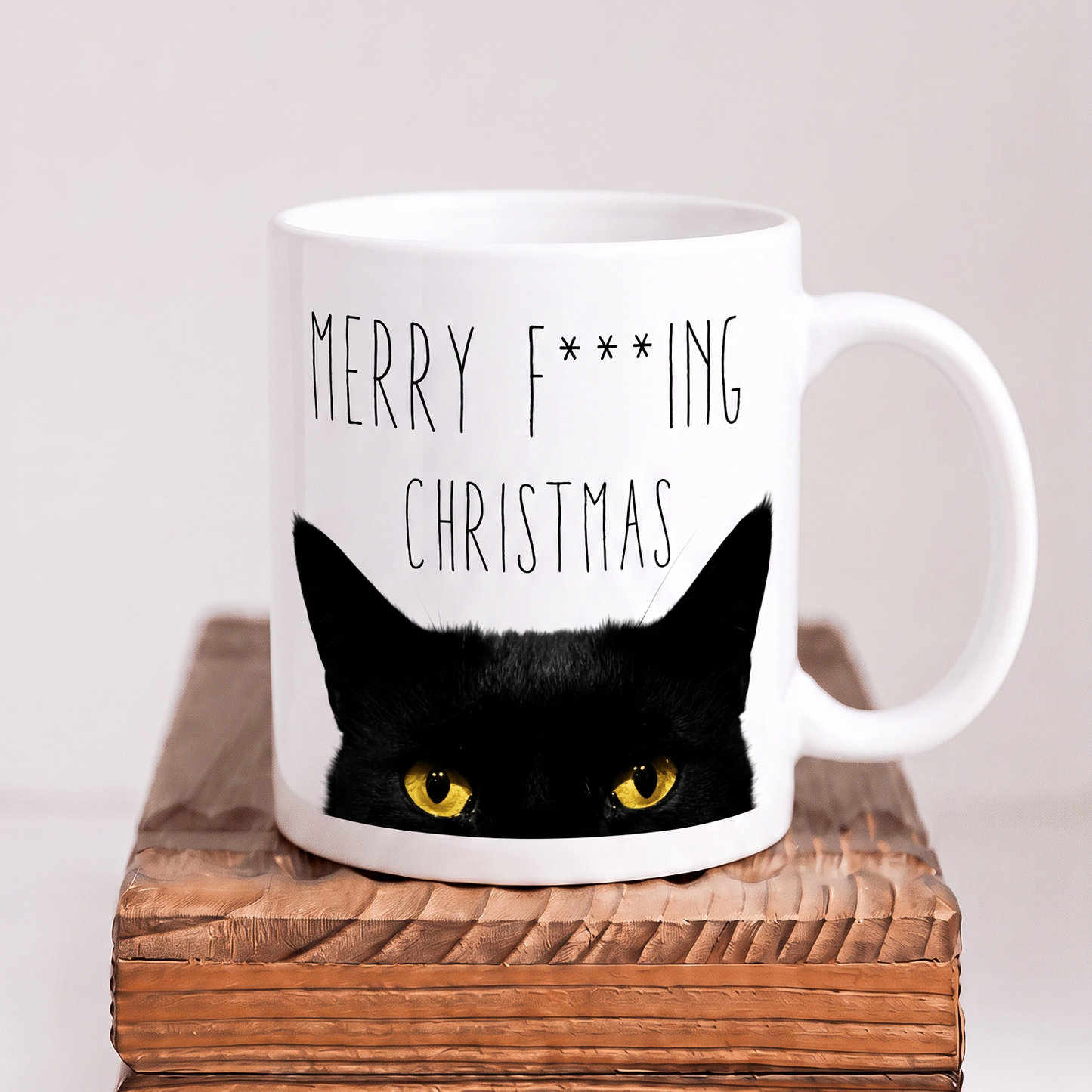 Keramik Tasse Weihnachten „Merry Fuckin Christmas“ – Freche Weihnachtstasse mit Katze