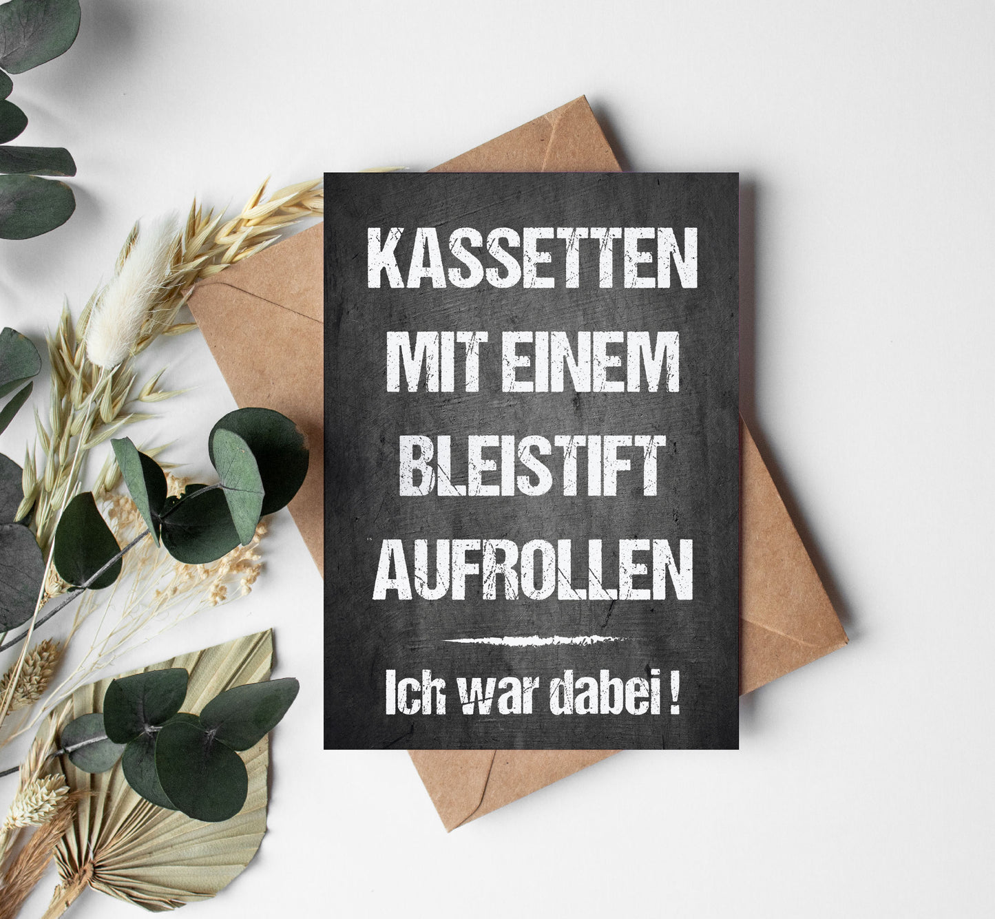 Einladung zum Geburtstag: Kassetten mit einem Bleistift aufrollen - Ich war dabei! 😉
