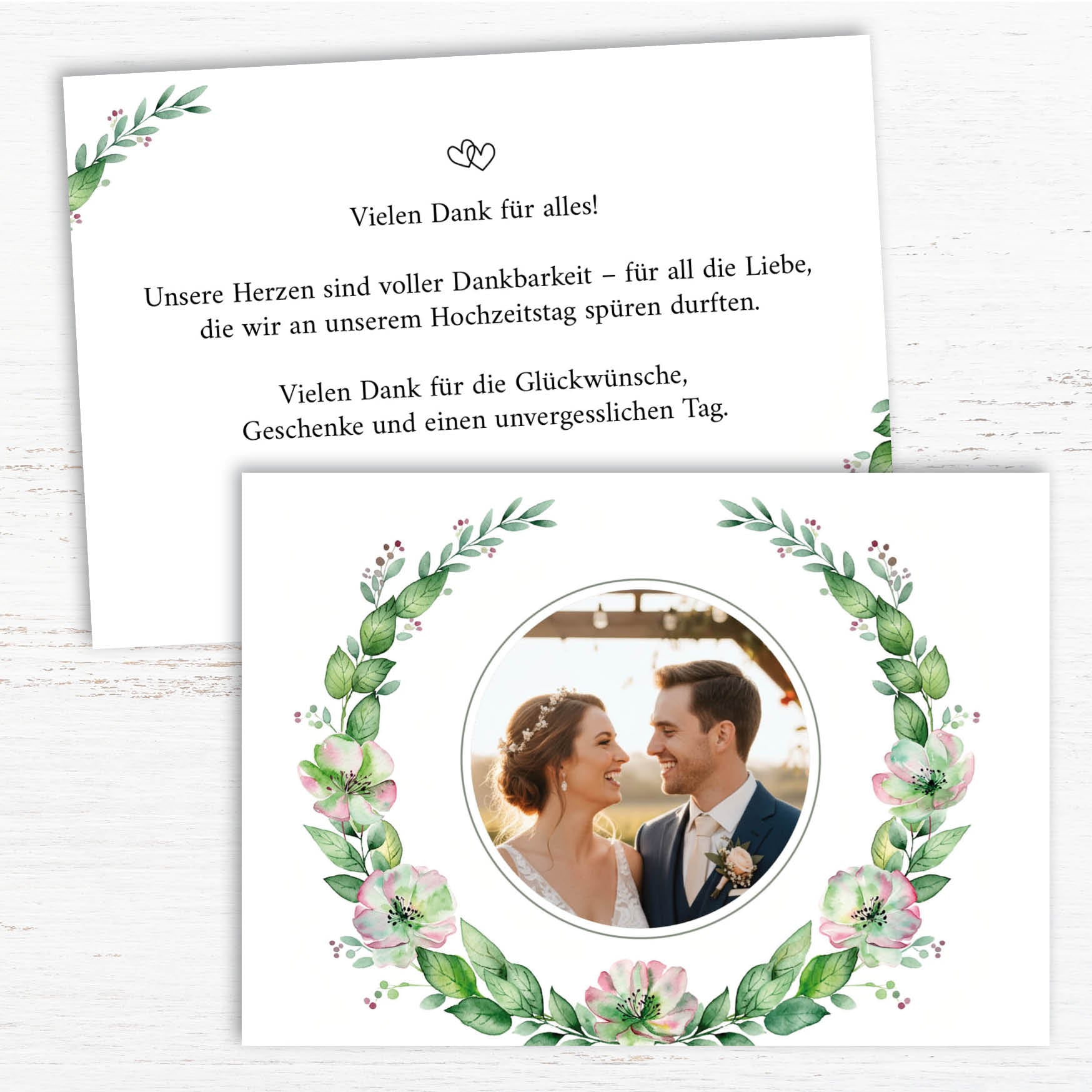 Danksagungskarten zur Hochzeit: Zarte Blüten mit Foto