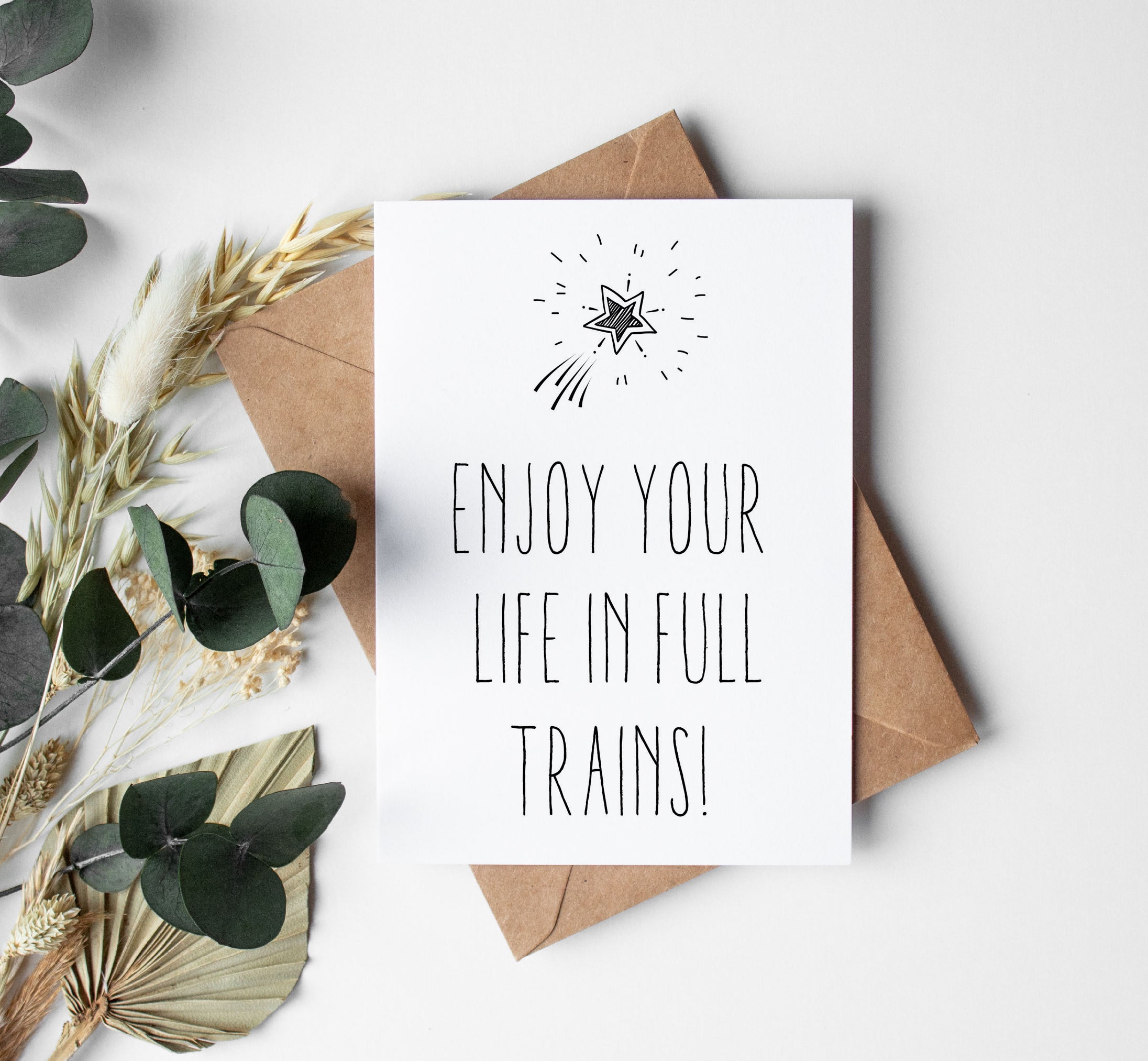 Geburtstags- Postkarte: Enjoy your life in full trains