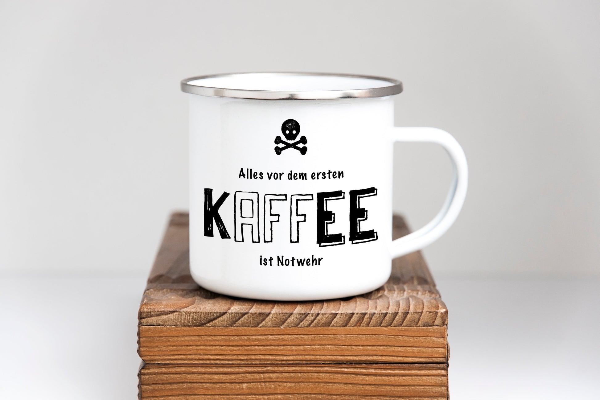 Emaille Tasse "Kaffee - Notwehr" - Individuelle Einladung